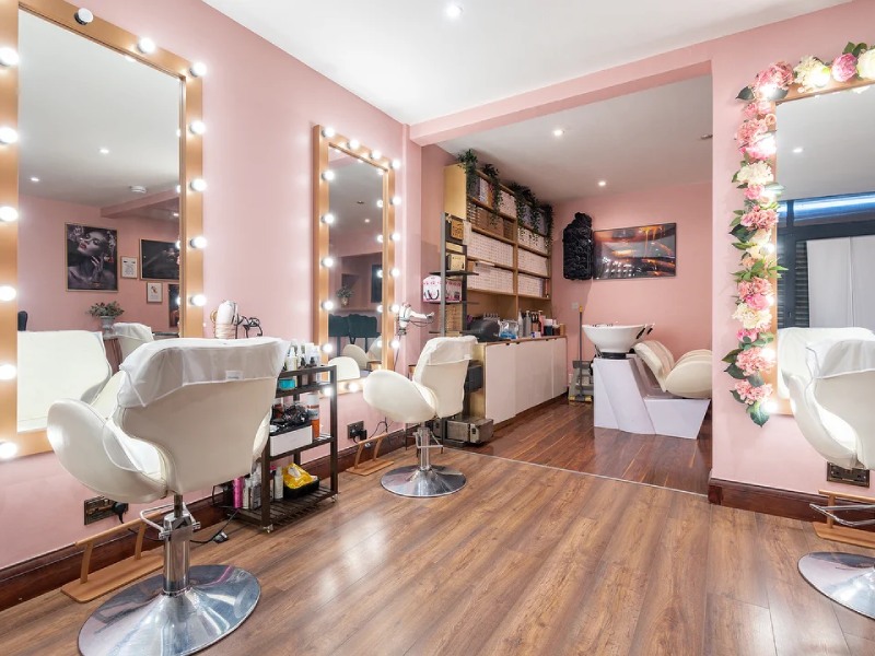 چطور بهترین سالن عروس در تهران را پیدا کنیم؟