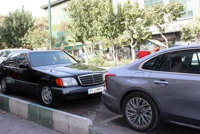 آخرین قیمت خودروهای داخلی و وارداتی امروز سهشنبه 11 آذر 1404/ این خودروی داخلی امروز ۶۰ میلیون گرانتر شد اثر افزایش قیمت دلار در بازار خودرو / بازار خودرو در رکود کامل