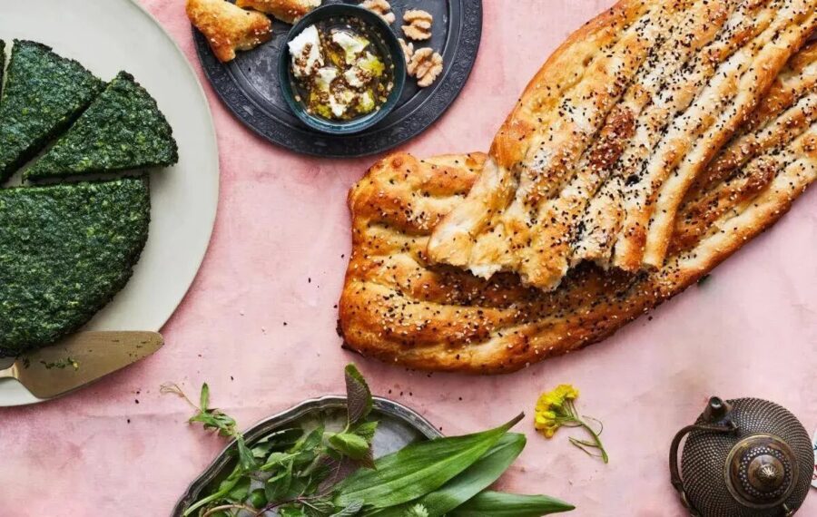 اگر از خوردن برنج خسته شده‌اید، به این ۱۰ غذای نونی نگاهی بیندازید