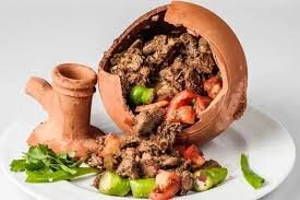 تستی کباب؛ جادوی آشپزی در یک کوزه سفالی | این غذا چرا اینقدر معروف است؟