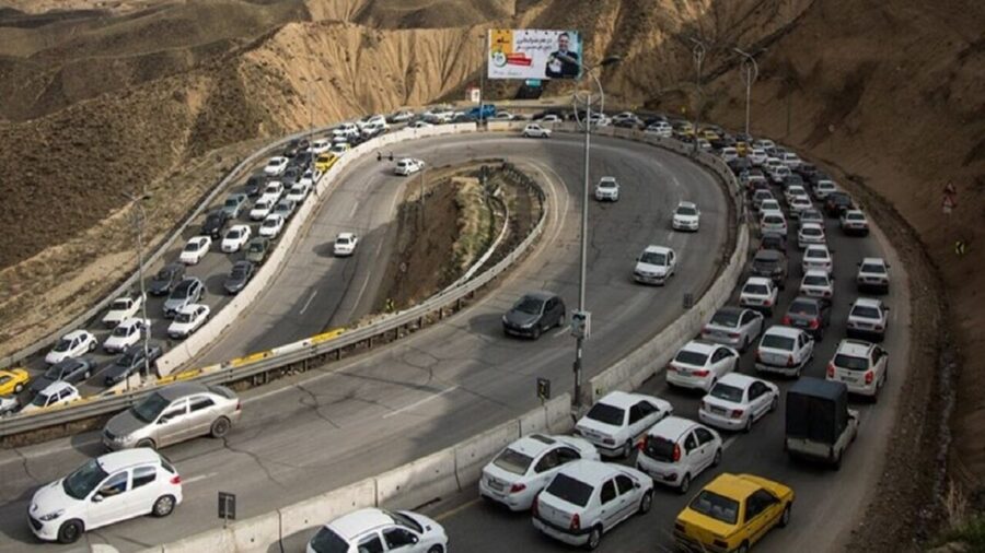 آخرین وضعیت تردد در جاده‌های شمال / ترافیک نیمه‌سنگین در چالوس و کرج - تهران