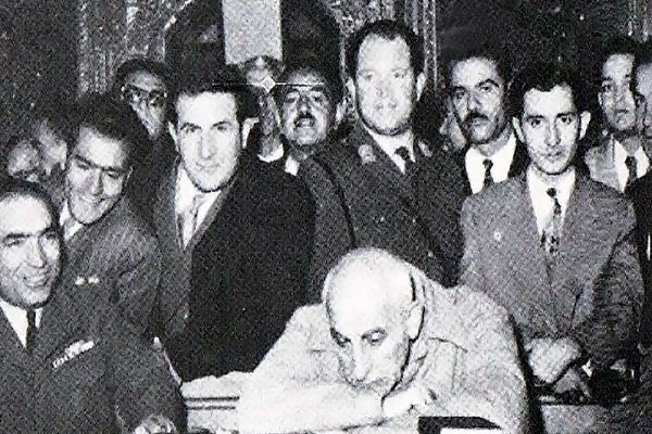 واکاوی ابعاد و پیامدهای تاریخی و اجتماعی کودتای ۲۸ مرداد