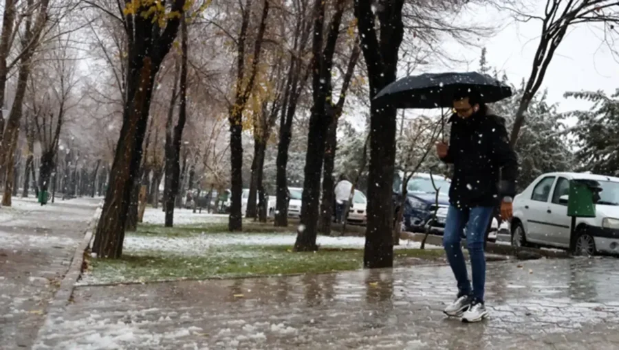 احتمال رگبار پراکنده در این استان‌ها / آخر هفته هوای تهران تغییر می‌کند؟