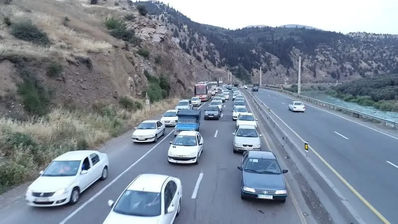 جاده رشت به قزوین قفل شد / مسافران قبل از حرکت مسیر‌ها را چک کنند
