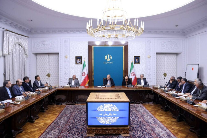 پزشکیان: اصلاح الگوی مصرف، ضرورتی برای تحقق عدالت در حمل‌ونقل است